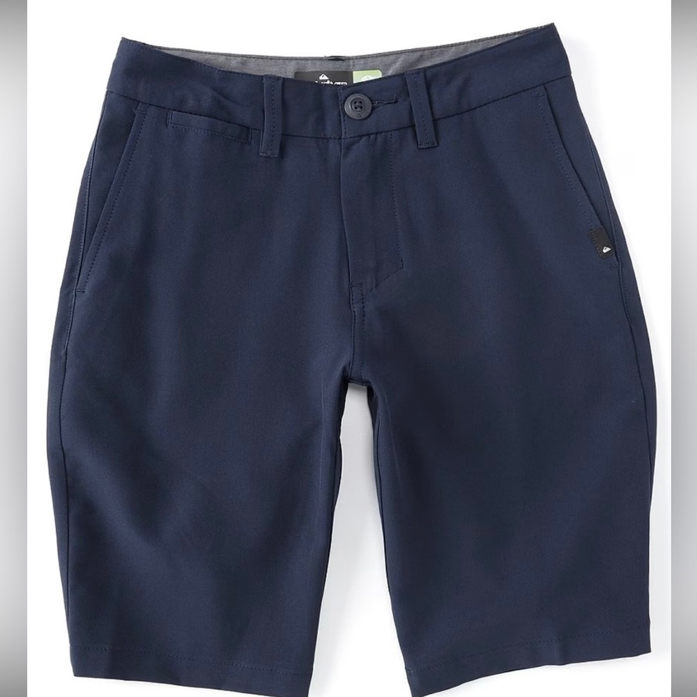 NWT Quiksilver Amphibian Shorts Boys size 28/14 Navy
